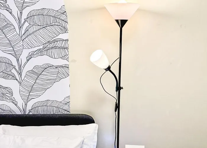 Sunshine 100 Cozy Mandaluyong Near Bgc * مانيلا