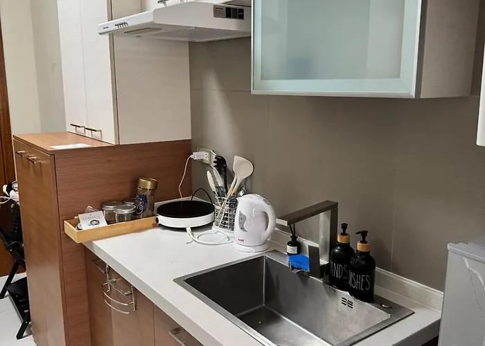 Sunshine 100 Cozy Mandaluyong Near Bgc شقة *